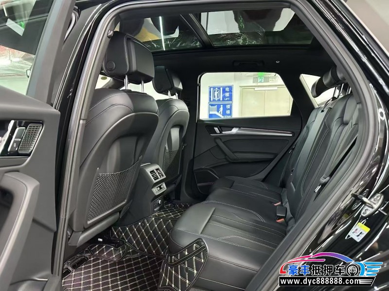 26年奥迪Q5轿车抵押车出售