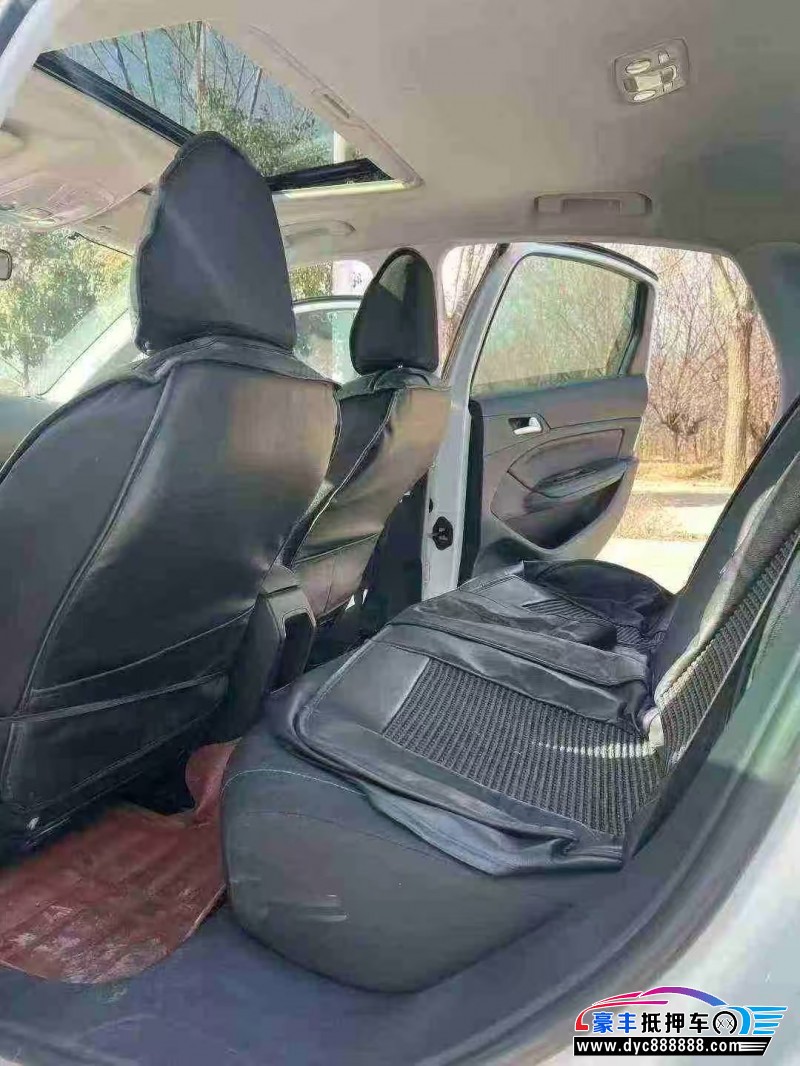 18年标致308轿车抵押车出售