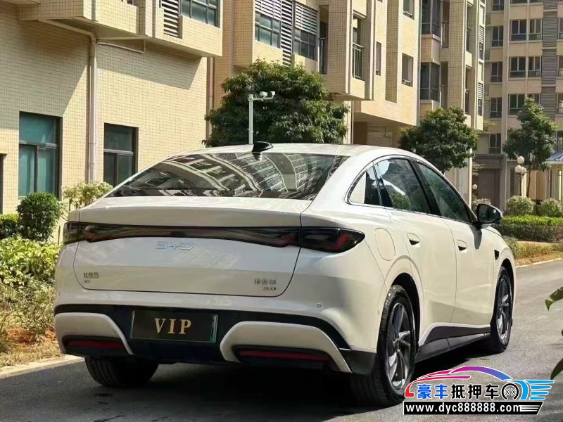 25年比亚迪海豹轿车抵押车出售