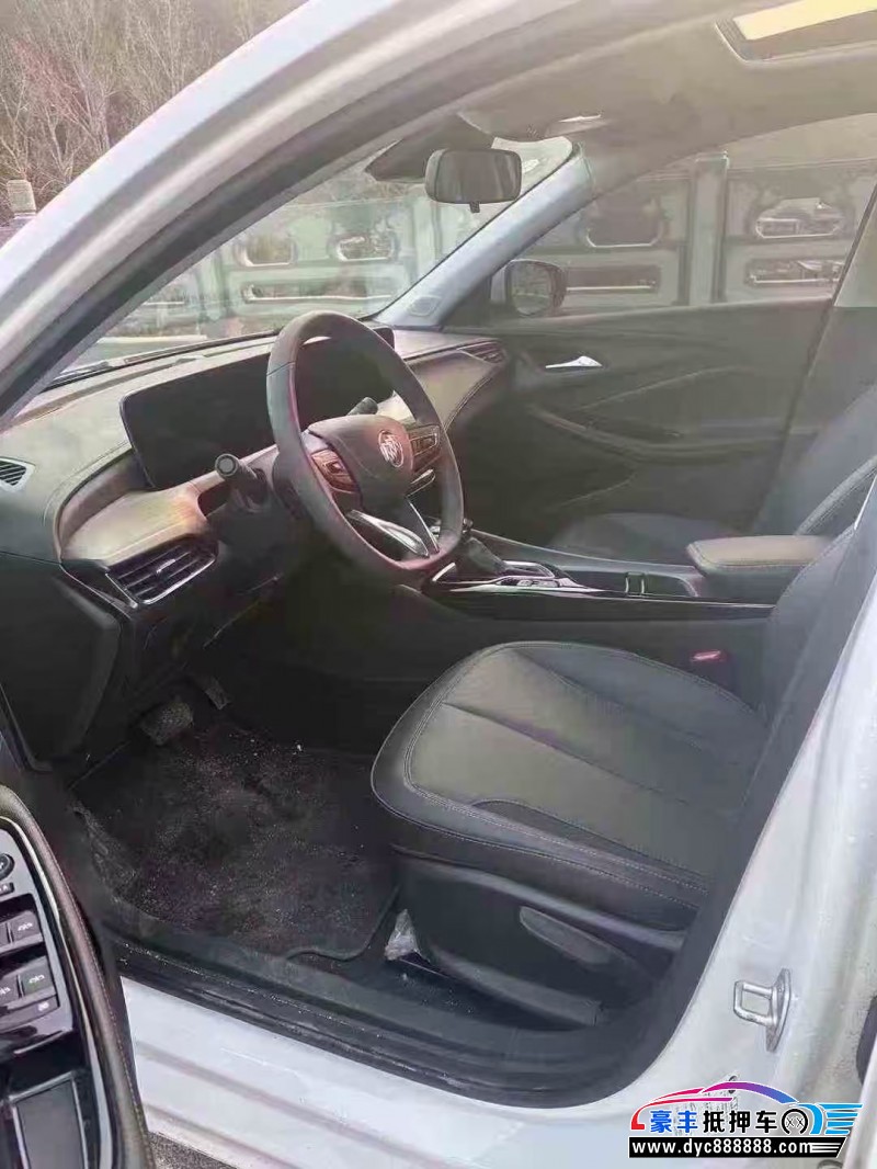 23年别克威朗轿车抵押车出售