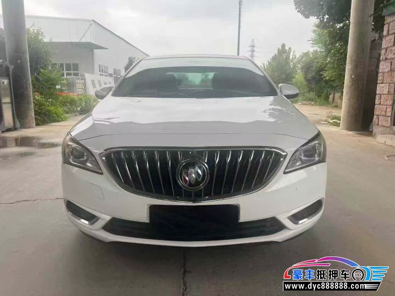 抵押车出售17年别克威朗轿车