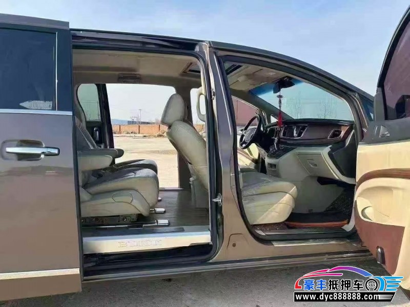 18年别克GL8轿车抵押车出售