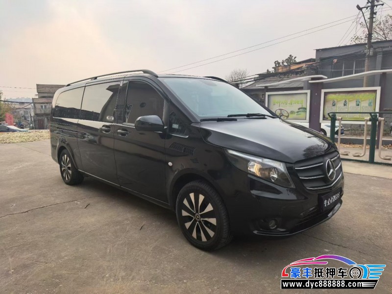 21年奔驰威霆MPV抵押车出售