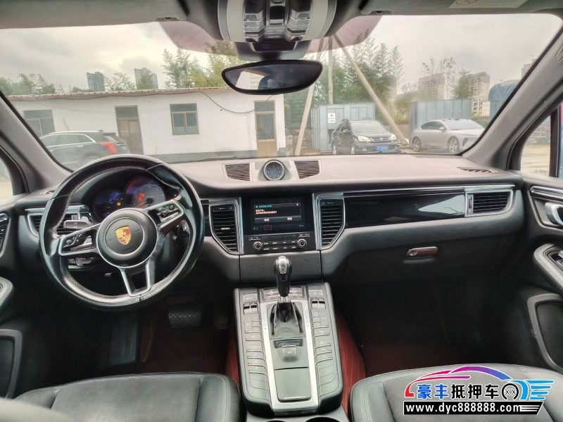 16年保时捷Macan迈凯轿车抵押车出售