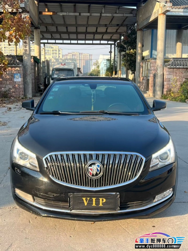 抵押车出售15年别克君越轿车