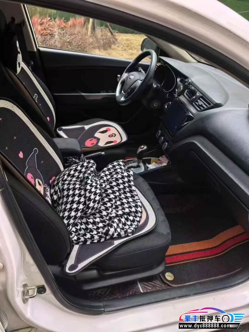 16年起亚K2轿车抵押车出售