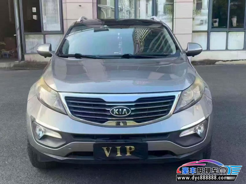 抵押车出售11年起亚智跑轿车