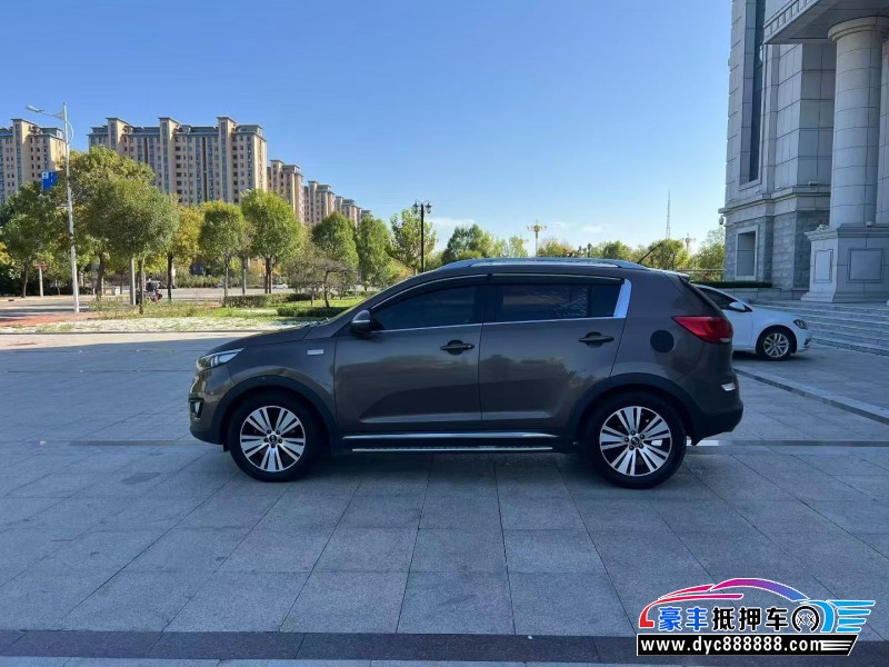 15年起亚智跑轿车抵押车出售