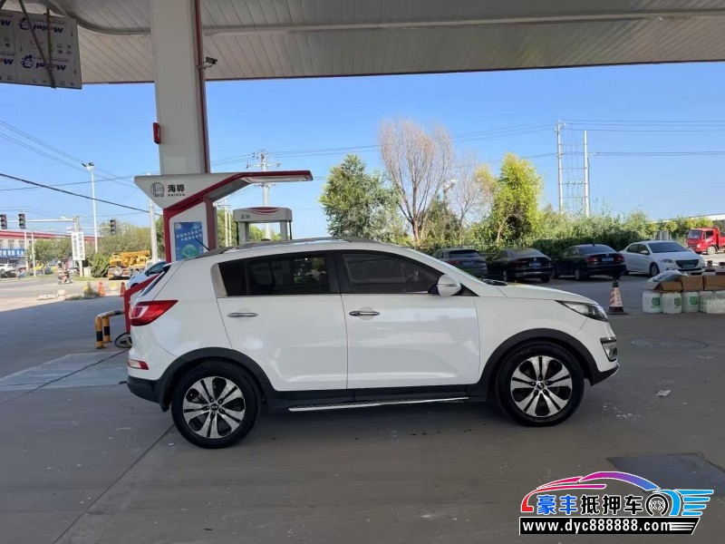 12年起亚智跑轿车抵押车出售