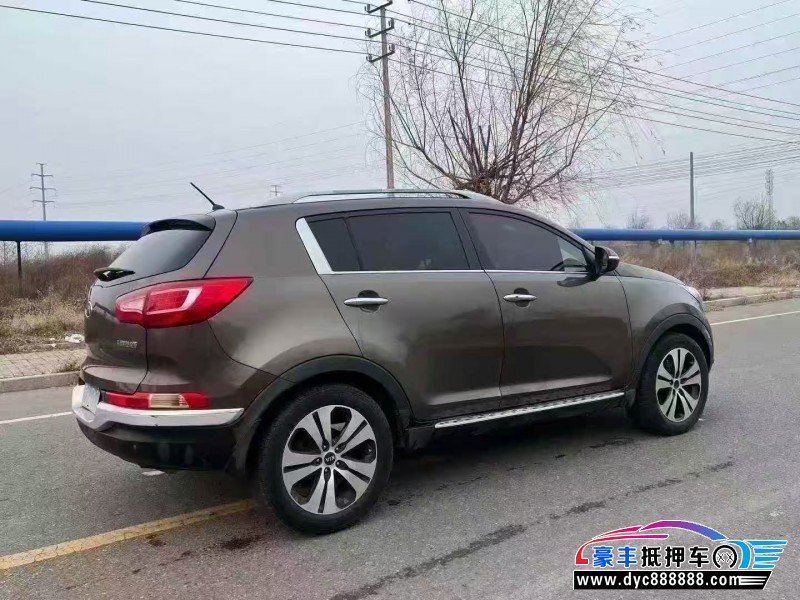 13年起亚智跑轿车抵押车出售