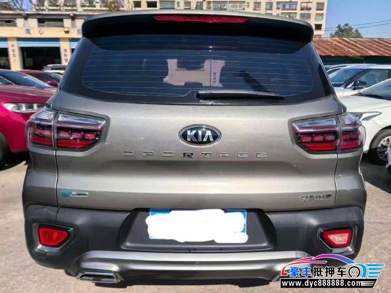 19年起亚智跑轿车抵押车出售