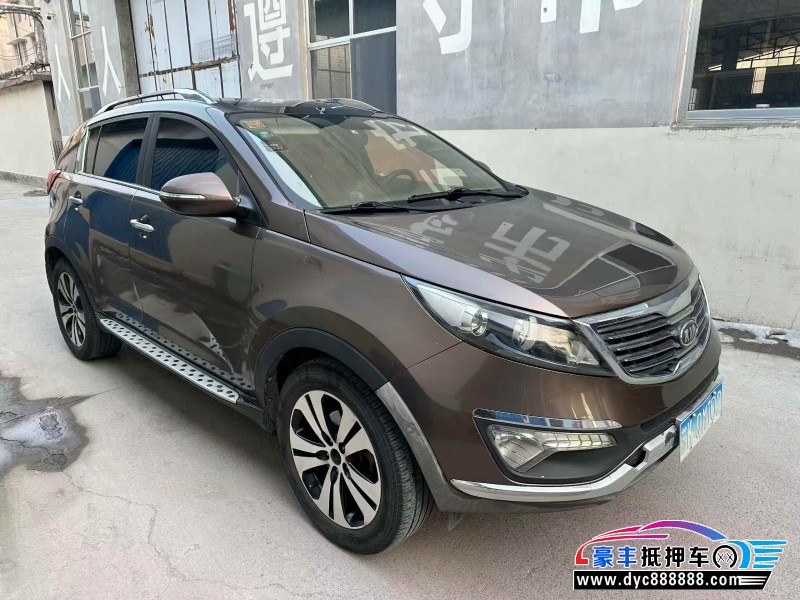 13年起亚智跑轿车抵押车出售