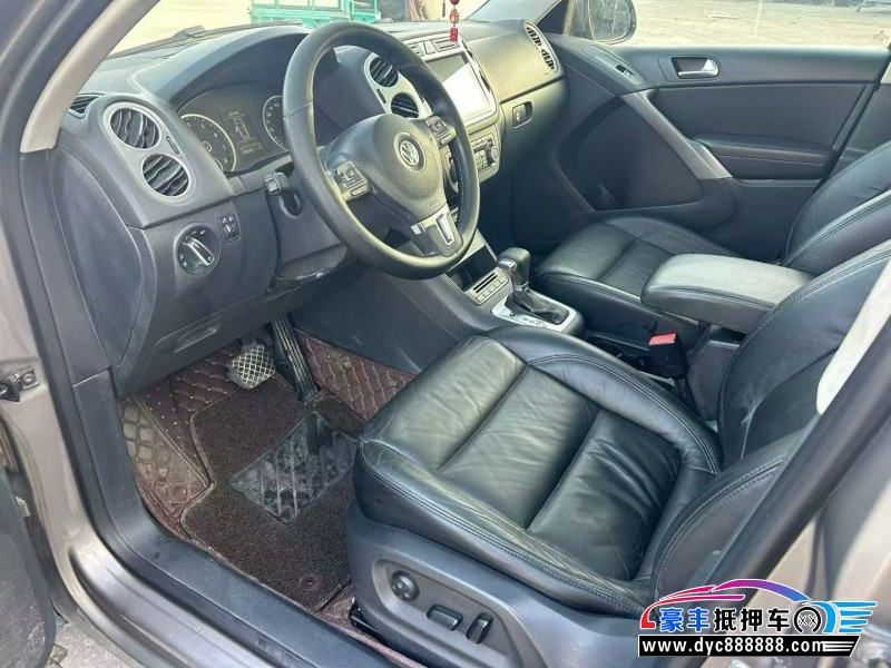 11年大众途观轿车抵押车出售