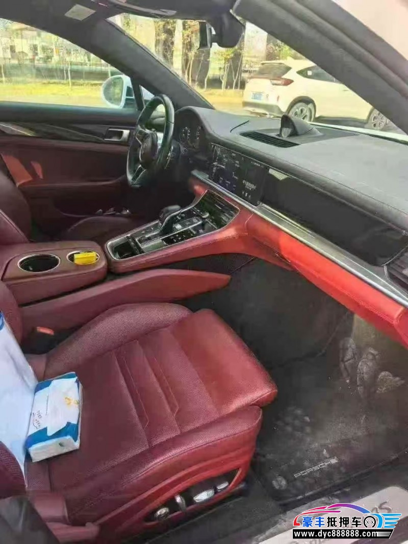 18年保时捷帕纳梅拉轿车抵押车出售