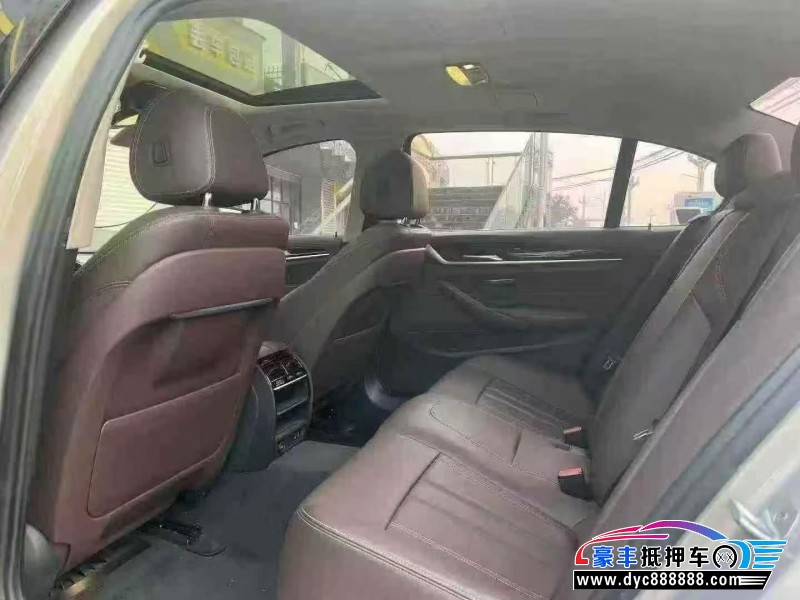 20年宝马5系轿车抵押车出售