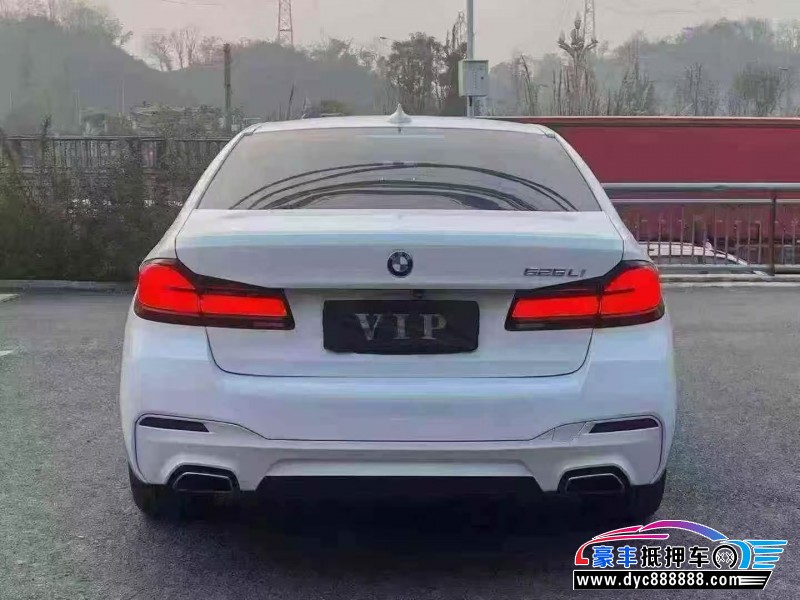 20年宝马5系轿车抵押车出售