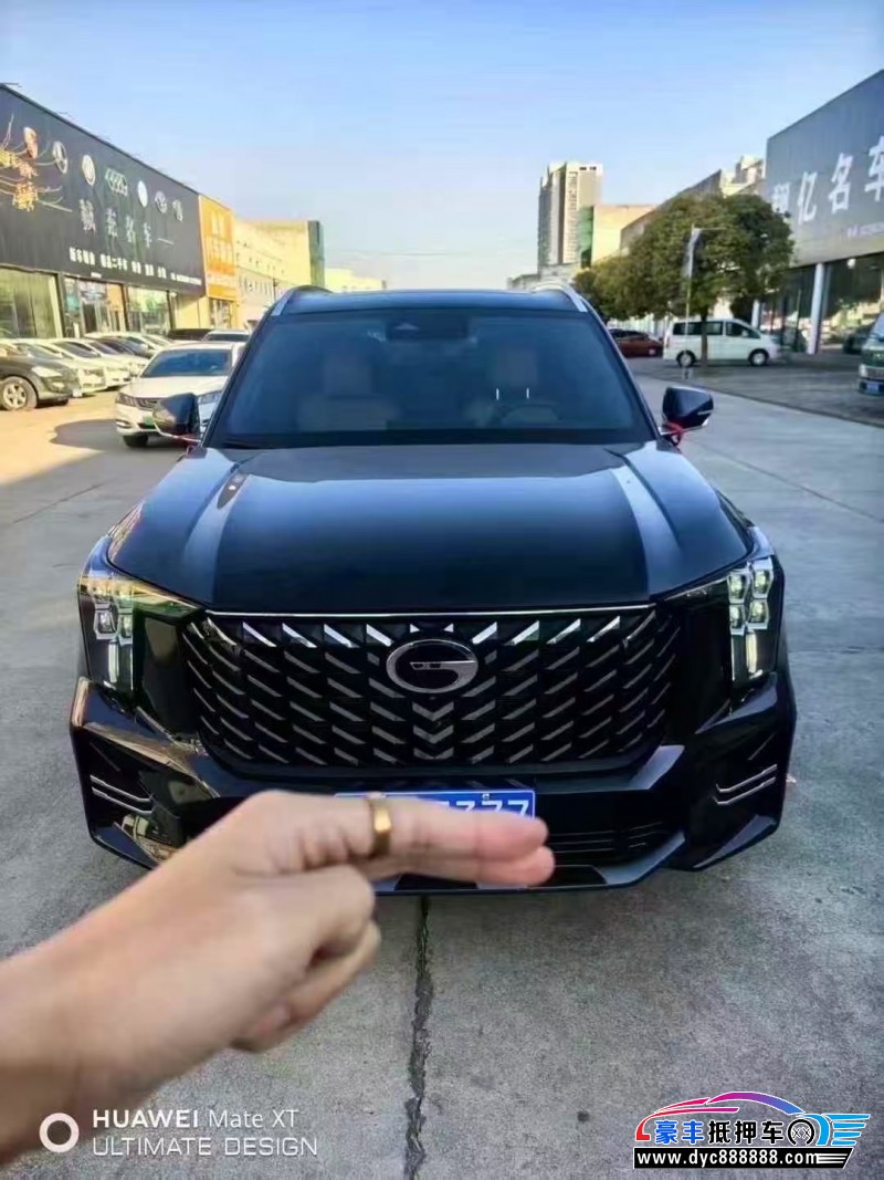 抵押车出售25年传祺GS8轿车