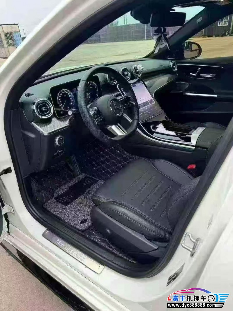 23年奔驰C轿车抵押车出售