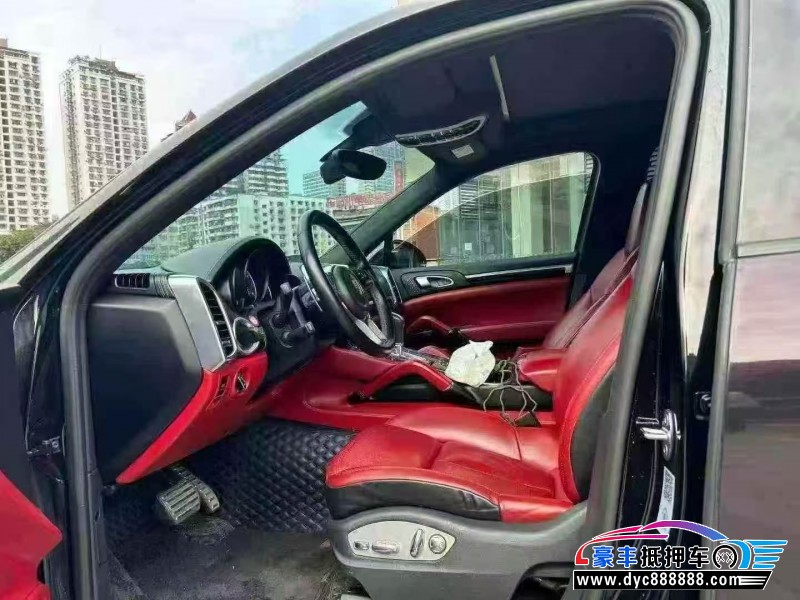 18年保时捷卡宴SUV抵押车出售