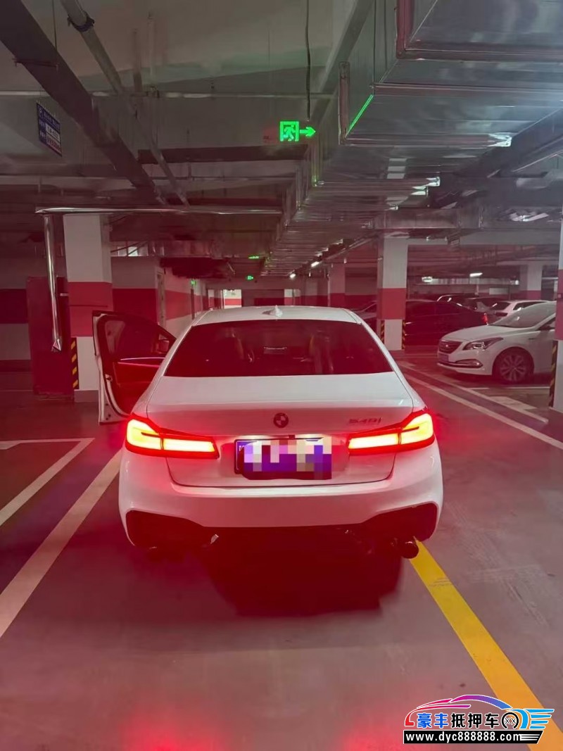 18年宝马5系轿车抵押车出售