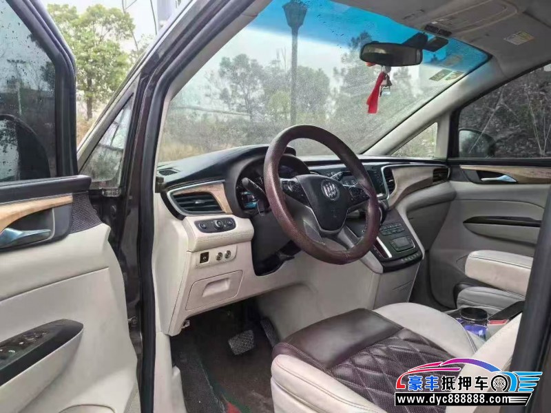 19年别克GL8MPV抵押车出售