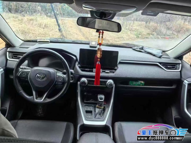 24年丰田威兰达SUV抵押车出售