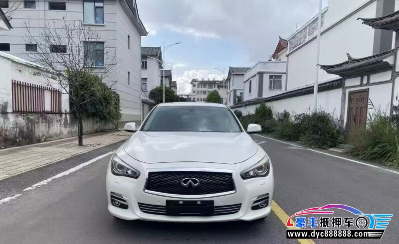 抵押车出售16年英菲尼迪Q50L轿车