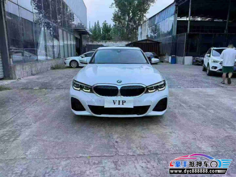 22年宝马3系轿车抵押车出售