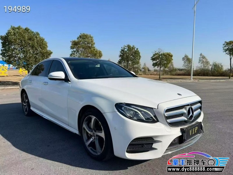 17年奔驰E轿车抵押车出售