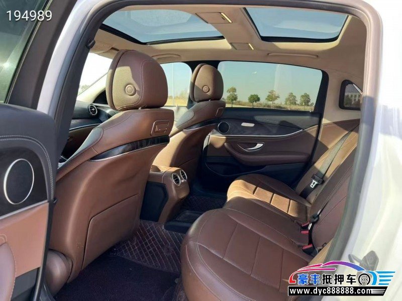 17年奔驰E轿车抵押车出售