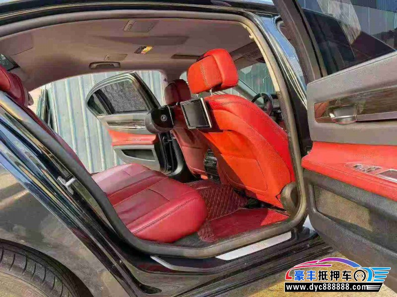 15年宝马7系轿车抵押车出售