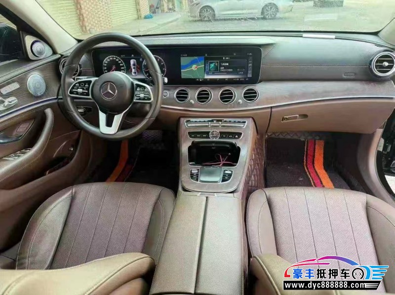 19年奔驰E轿车抵押车出售