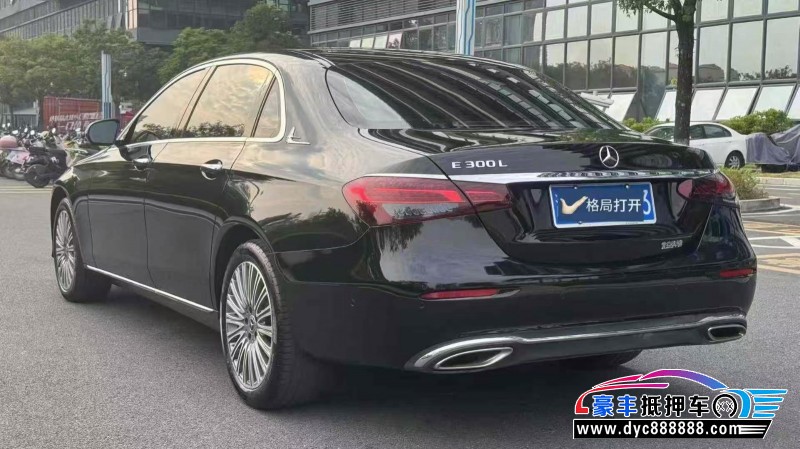 22年奔驰E轿车抵押车出售