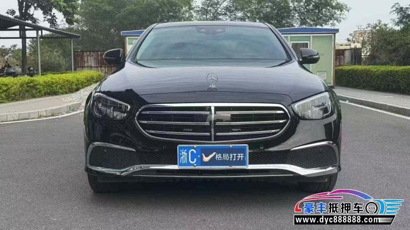 22年奔驰E轿车抵押车出售