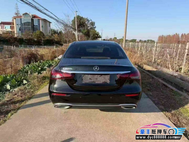 22年奔驰E轿车抵押车出售