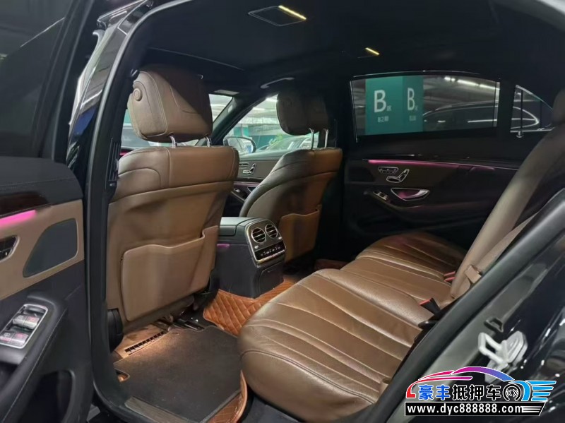 17年奔驰S轿车抵押车出售