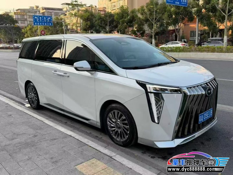 22年传祺M8轿车抵押车出售