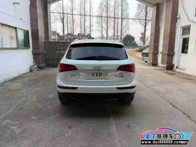 15年奥迪Q5轿车抵押车出售