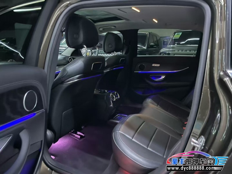 16年奔驰E轿车抵押车出售