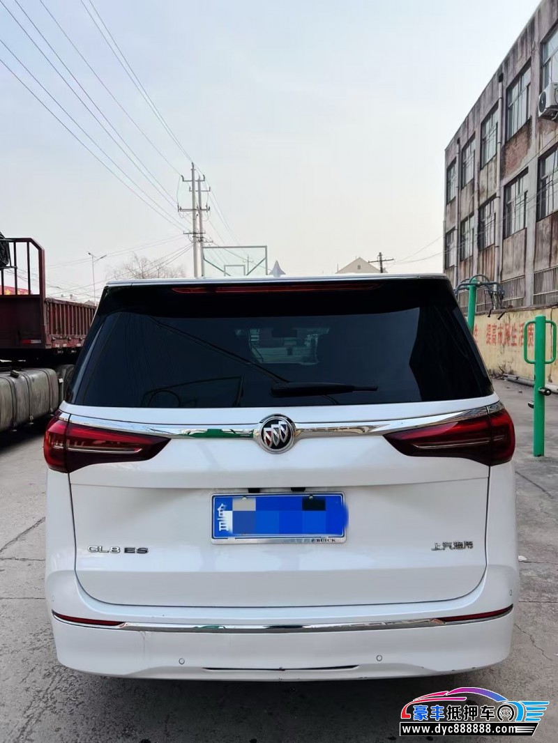 24年别克GL8轿车抵押车出售