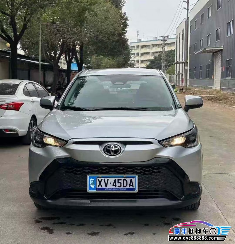 抵押车出售24年丰田锋兰达轿车