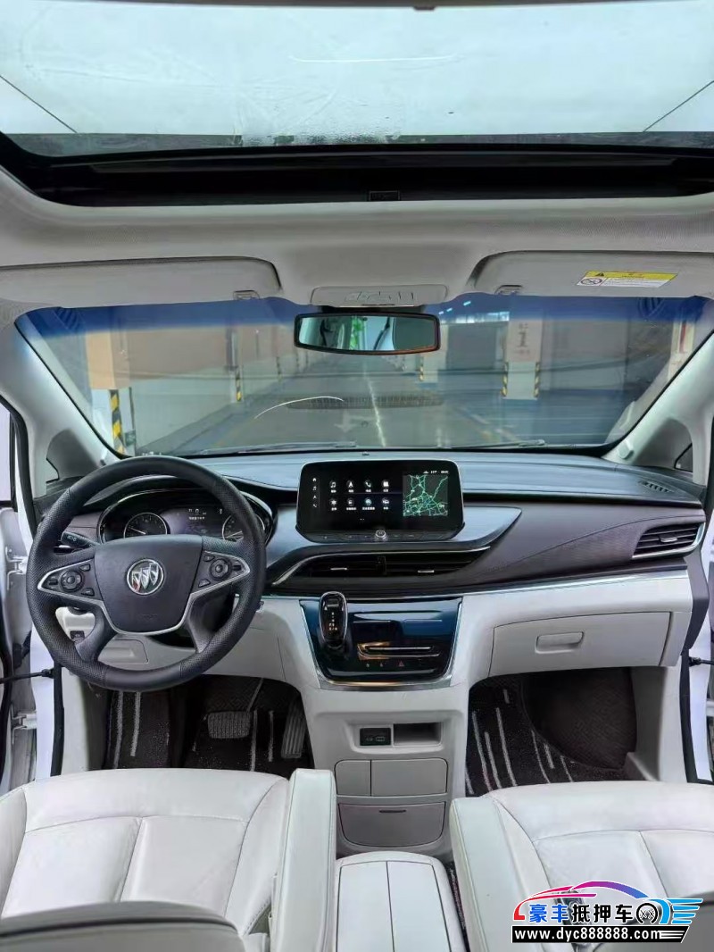 20年别克GL8轿车抵押车出售