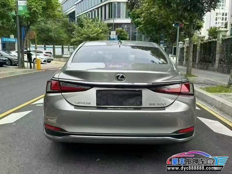 24年雷克萨斯ES轿车抵押车出售