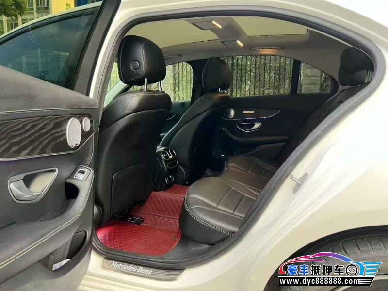 21年奔驰C轿车抵押车出售