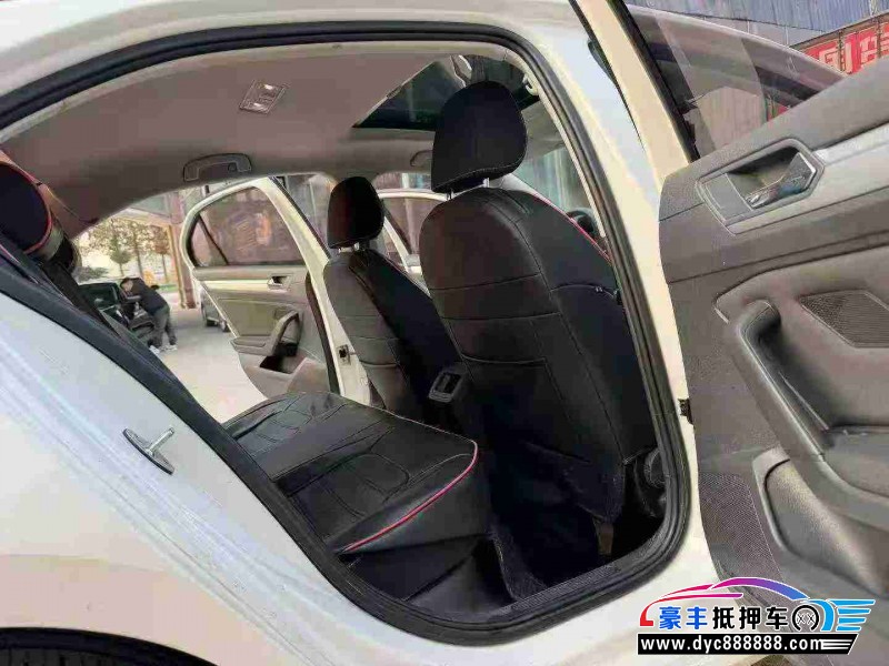 19年大众凌渡轿车抵押车出售