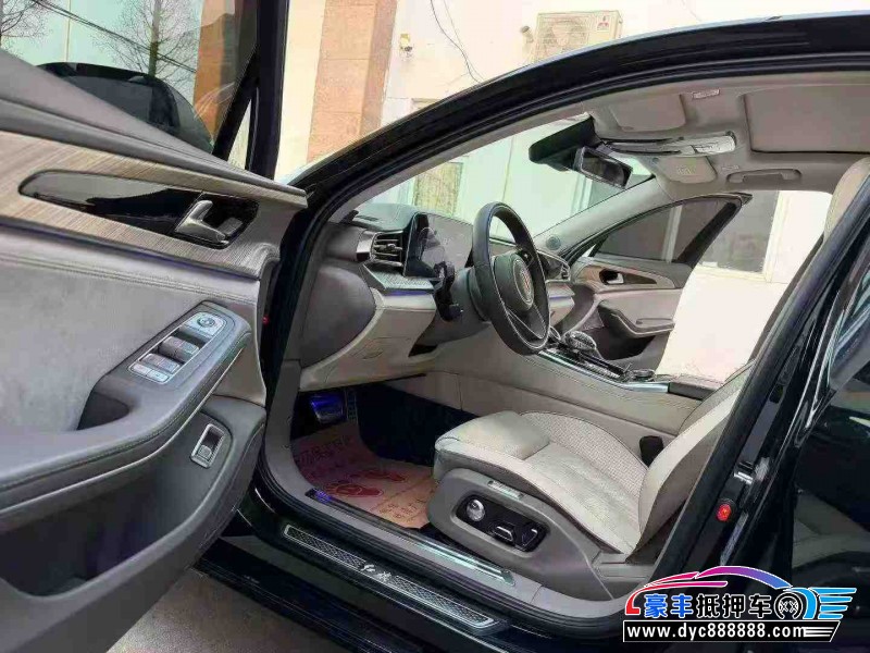 20年红旗H9轿车抵押车出售