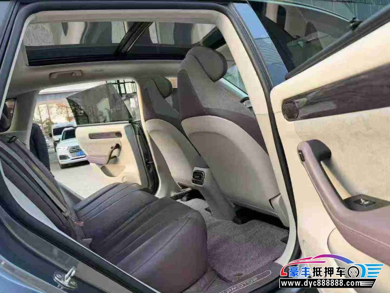 22年零跑C11轿车抵押车出售