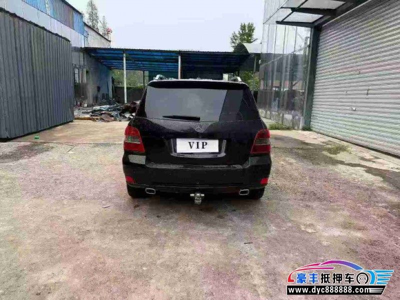 12年奔驰GLK轿车抵押车出售