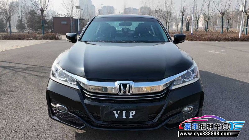 抵押车出售17年本田雅阁轿车