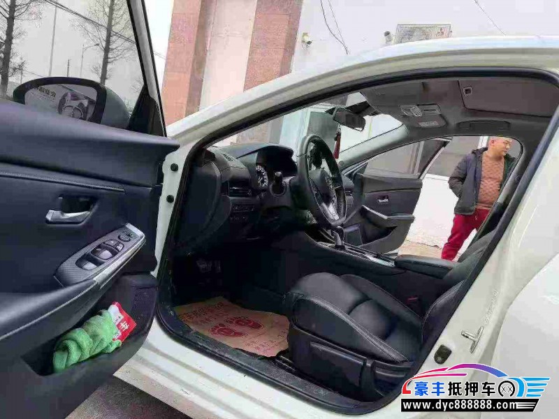 21年日产轩逸轿车抵押车出售